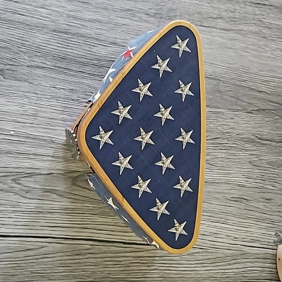 Longaberger 2009 Inaugural Basket - Picture 2 of 9